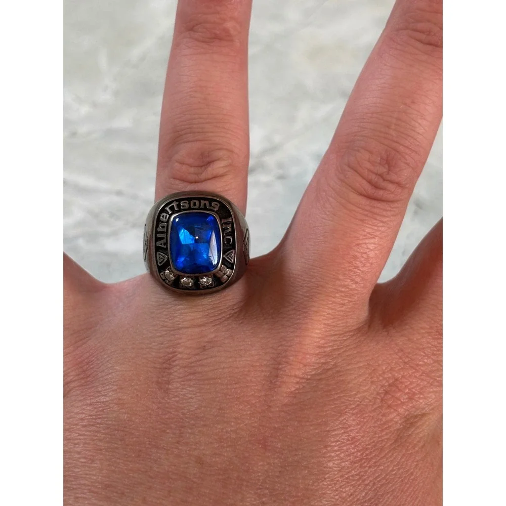 Jostens‎ Albertsons Inc 1998 Service Award Ring Blue Stone Lustrium Size 9.5